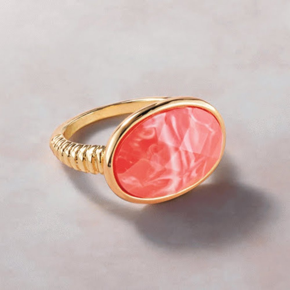 Avon Peachy Keen Cocktail Ring Size 8